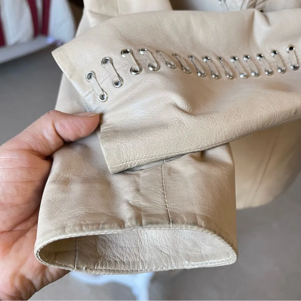 Basler Women’s Lamb Leather Jacket Size 36 Laced Leather Details Eye Hook - Image 15