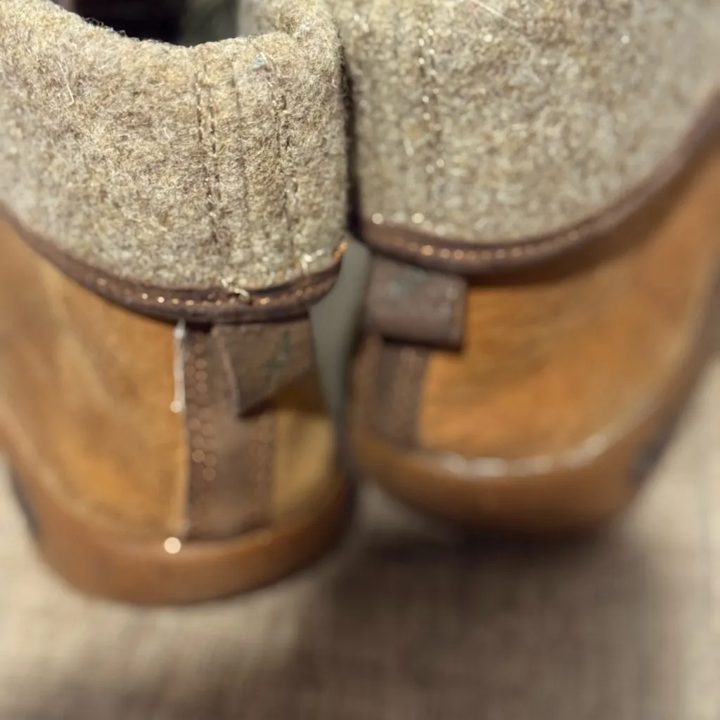 Chaco Women Size 10 Barbary Chukka outdoors boot - Image 4