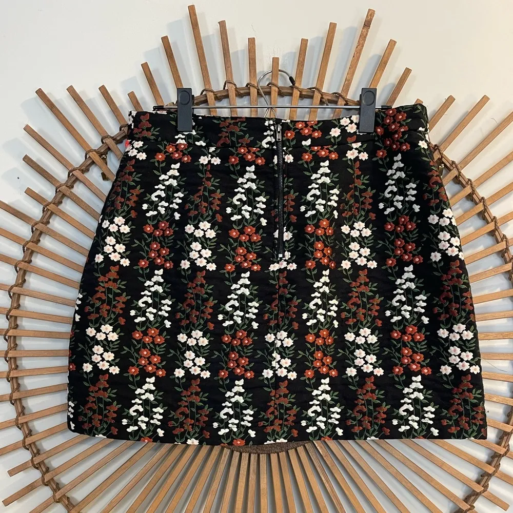 EUC Women’s Dotti Black Floral Print Mini Skirt Retro Twee Size 10 🧡 - Image 4