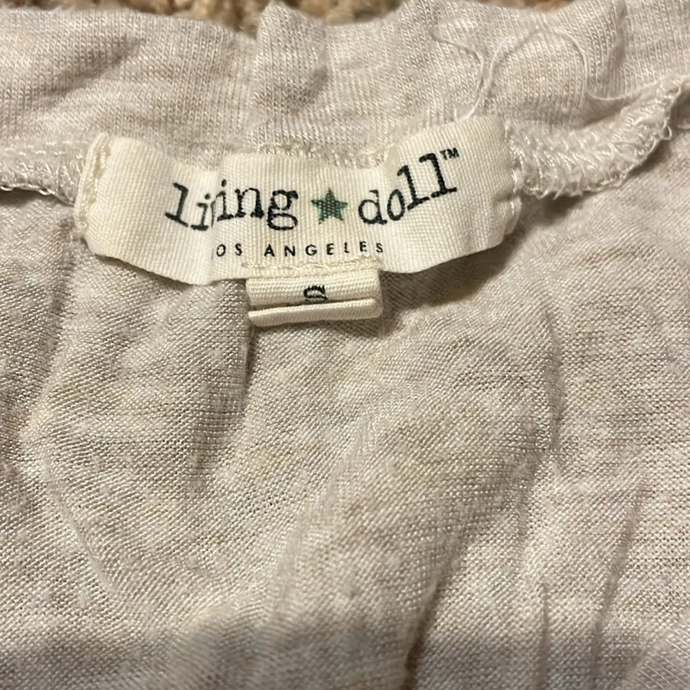 Living Doll short sleeve tee tailgates and touchdowns size small - Image 4