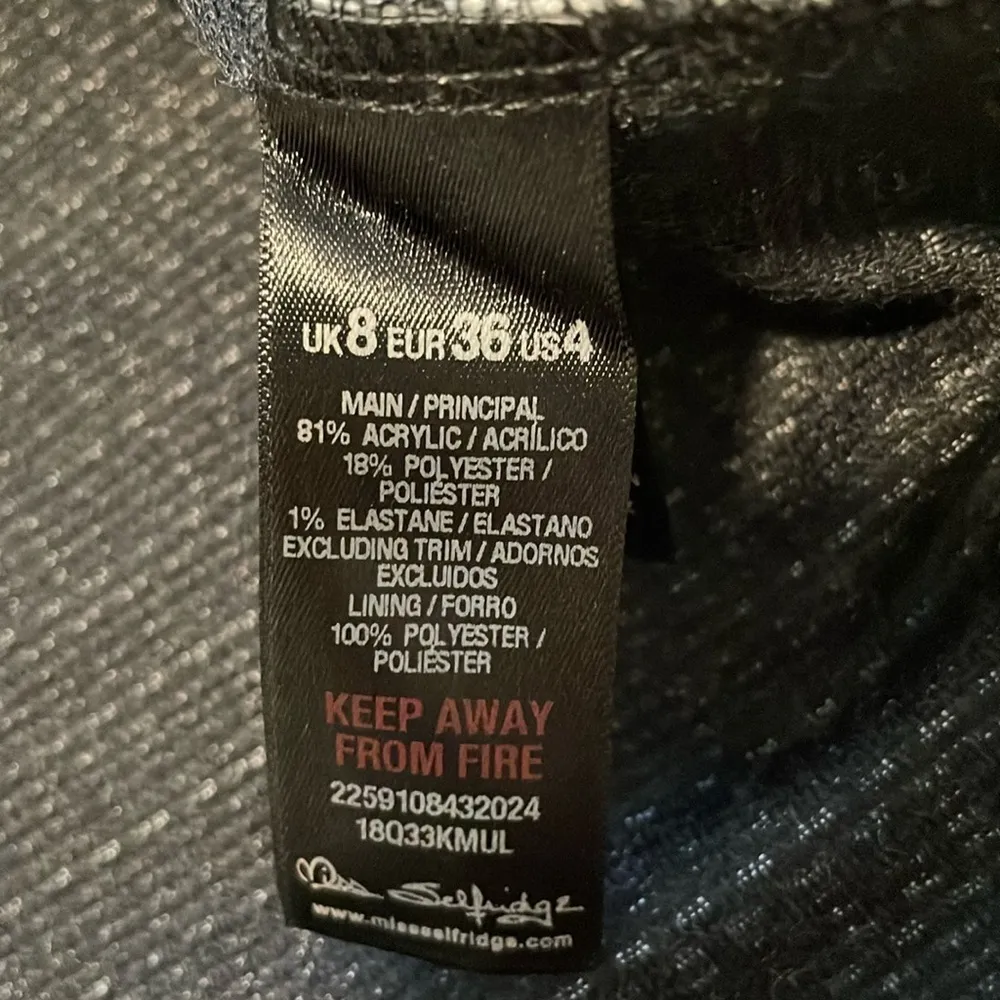 Miss Selfridge black/ white sleeveless knit dress sz 4 - Image 6