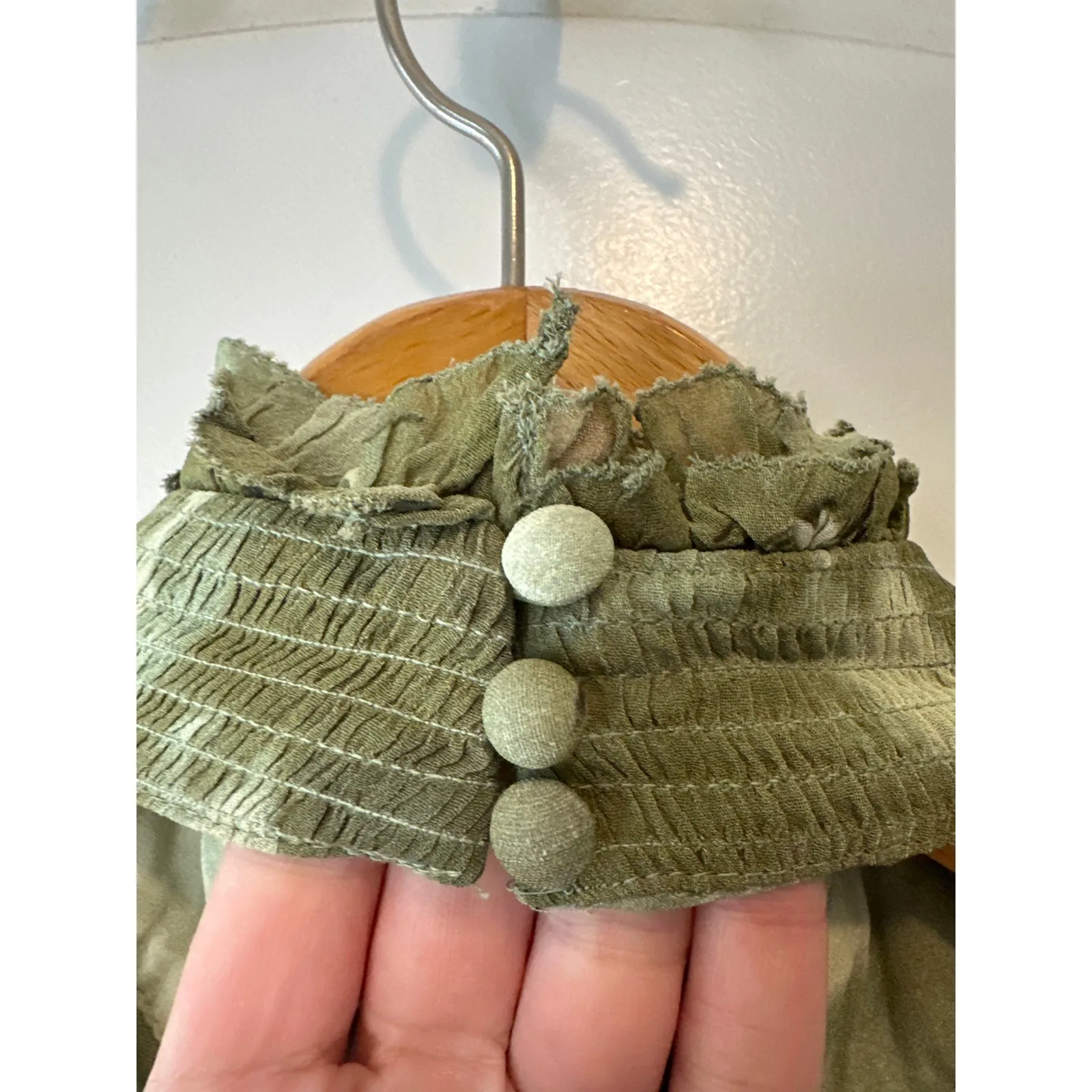 Anthropologie Green Motif Halter Tank Top NWT Size M Open Back Blouse - Image 8