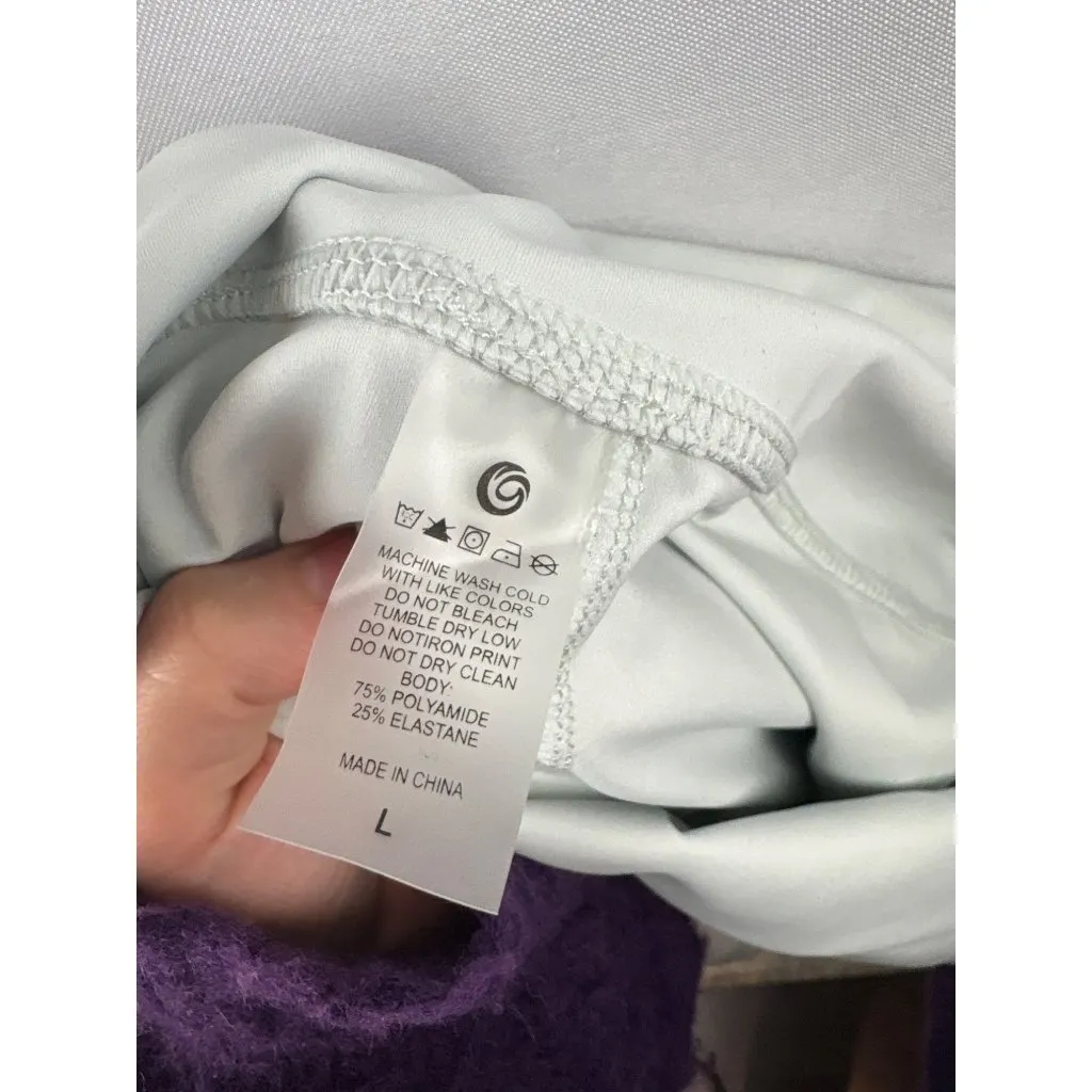 Women’s Uncia Active Large Seafoam Blue Biker Shorts Size undefined - Image 5