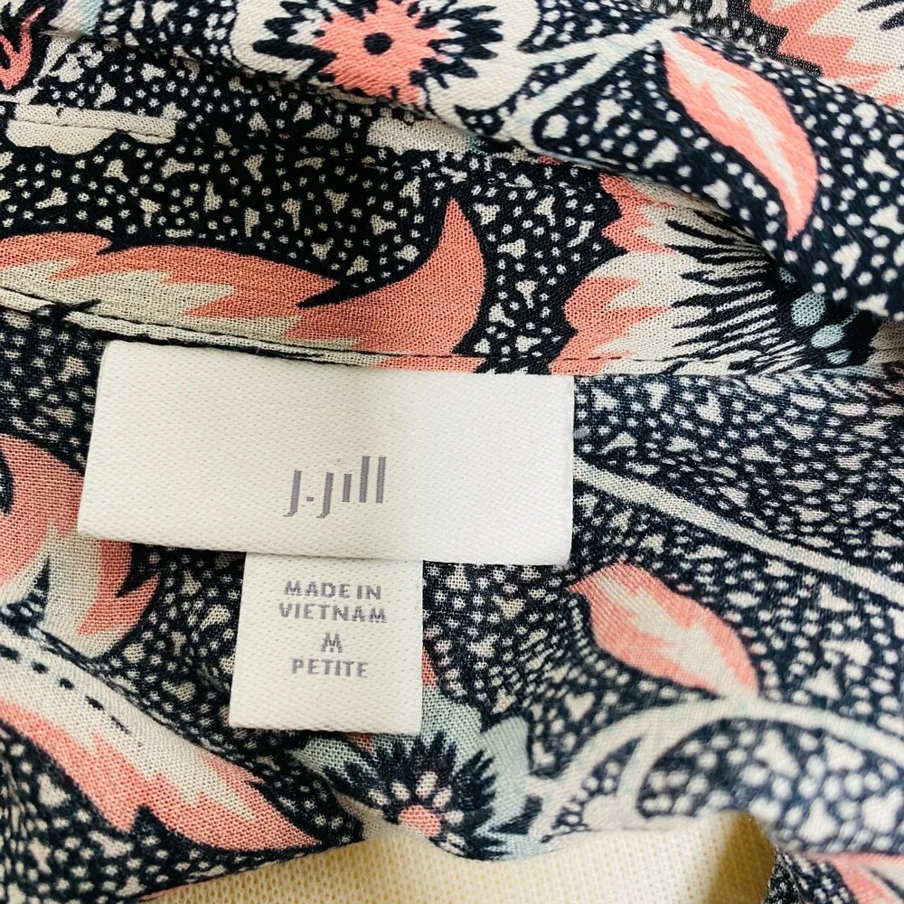 J Jill Women Floral Tunic Top Button Up Long Sleeve Black Pink Side Slit Sz MP - Image 9