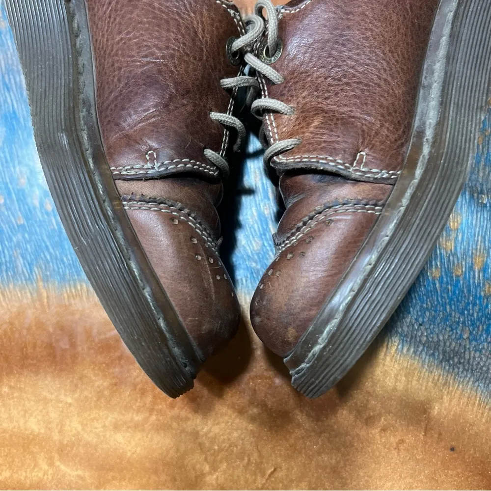 Vintage Dr. Martens Brown Leather Wingtip Oxfords size 6 air ware preppy grunge - Image 10