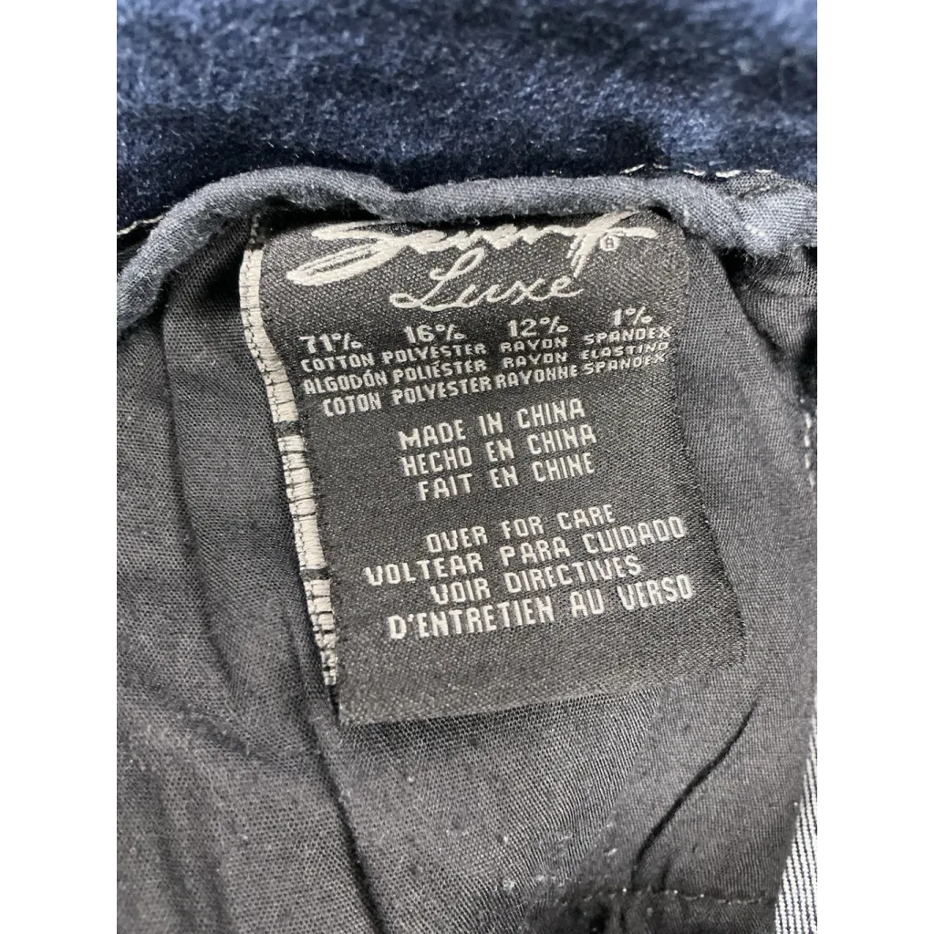 Womans Excellent Condition Seven 7 Luxe Blue Jean Shorts 22 Stud Accent 0061/O-2 - Image 6