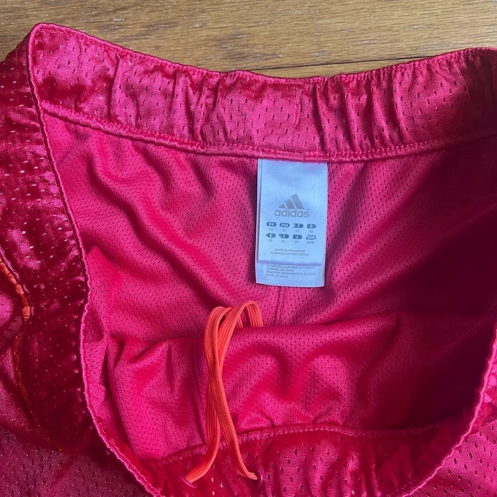 Pink adidas shorts size medium - Image 3