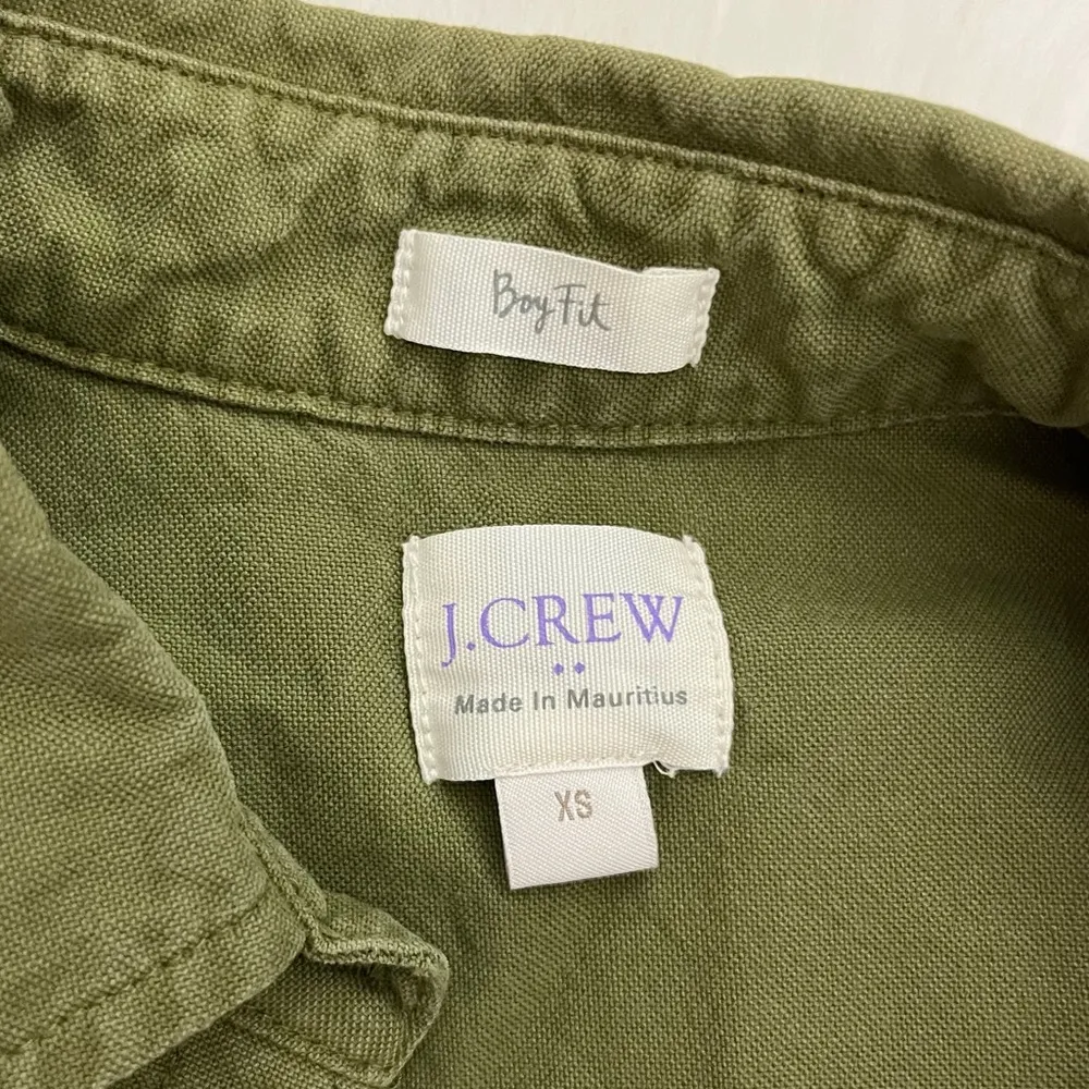 J. Crew Boy Fit Green Button down - Image 3
