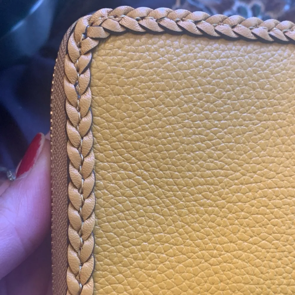 Authentic COACH 1941 Polished pebble leather & smooth leather zip around wallet - Image 12