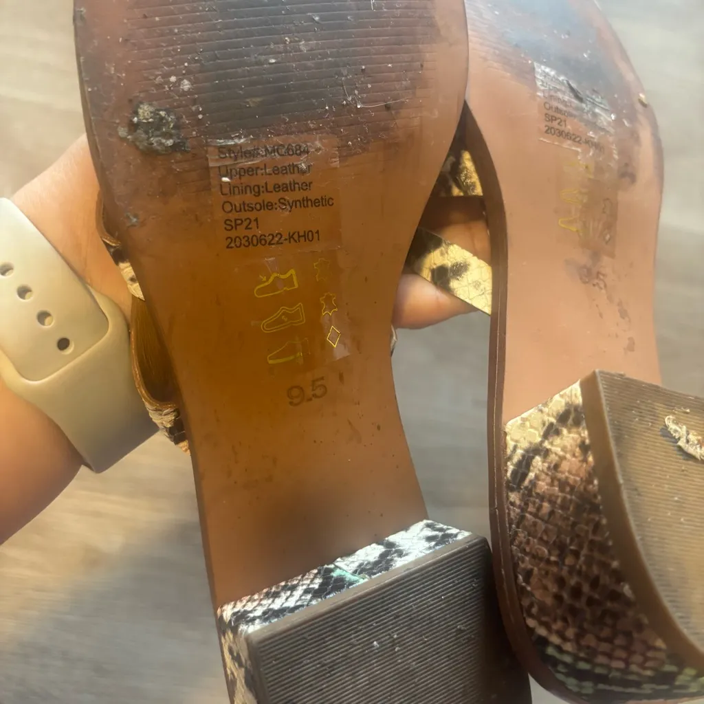 Madewell Melanie Sandal in Snake Embossed Leather - Image 6