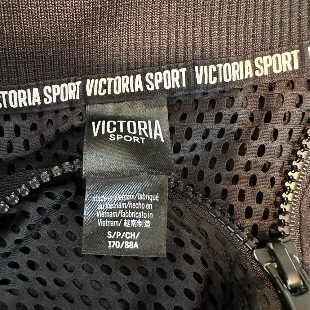 Victoria’s Secret Sport Y2K Black Mesh Bomber Jacket Size Small
Workout Baddie - Image 11