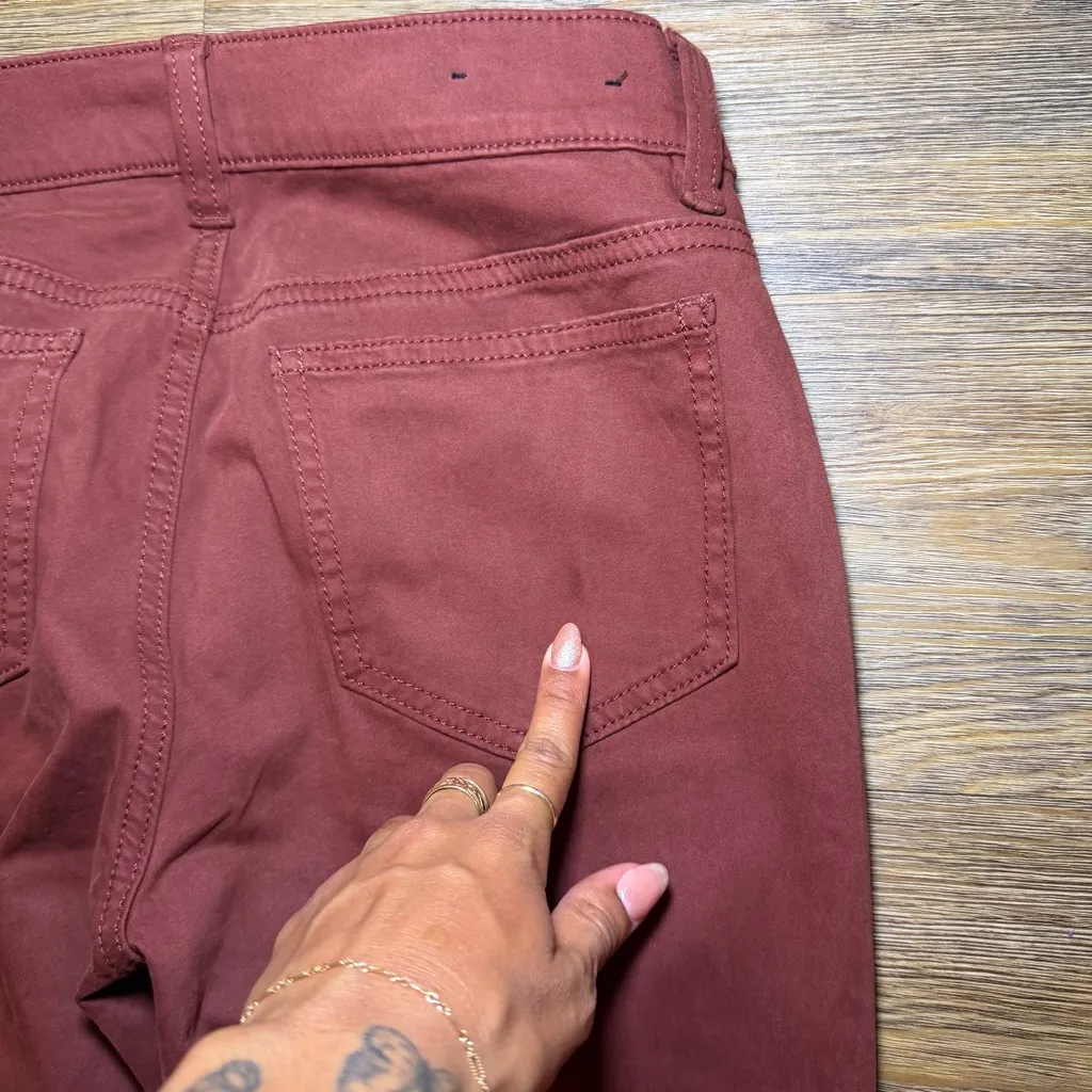 Ann Taylor Burgundy Skinny Jeans Women's Size
2 Modern Fit - Image 12