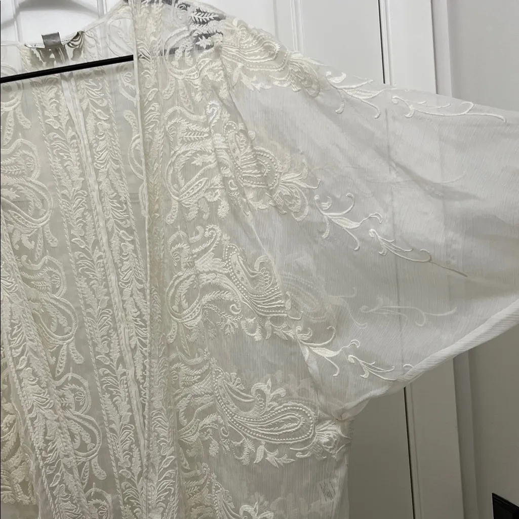 Anthropologie Beyond Vintage Paisley Embroidered Shawl Cover Up - Image 4