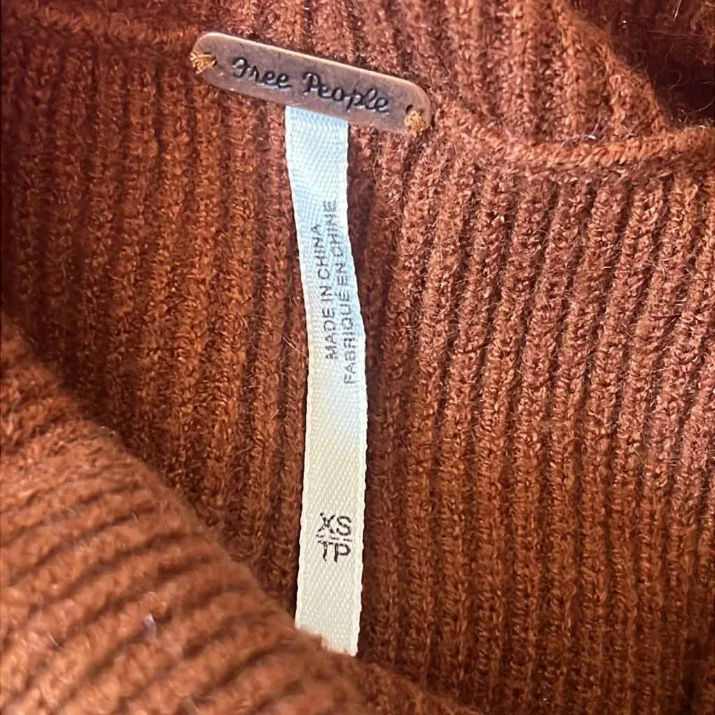 Free People Softly Structured Colorblock Oversized Sweater Size XS - Image 7