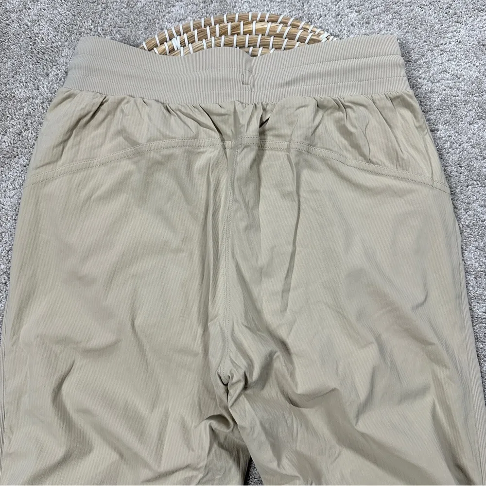 Lululemon Women’s Beyond the Studio 7/8 Jogger Pants Pull On in Trench Size 6 - Image 9