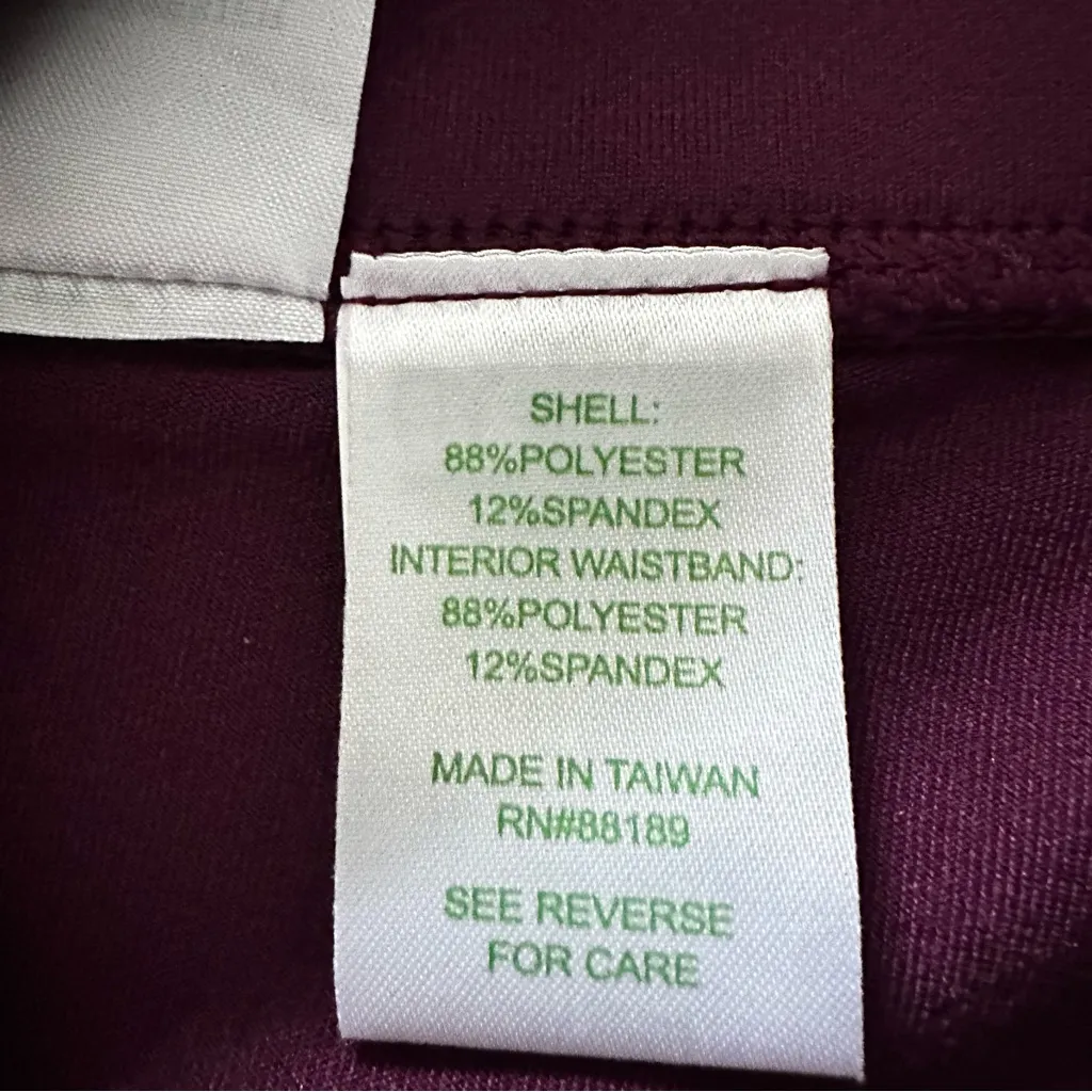 Lilly Pulitzer Luxletic Weekender Cabernet Berry Sparkle Leggings Women’s Small - Image 8