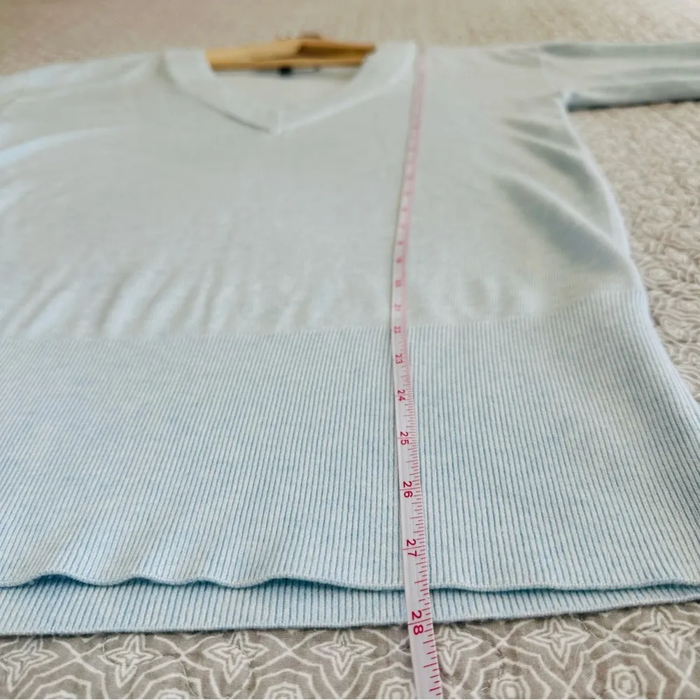 White House Black Market Cozy V Neck Tunic Sweater Light Blue Size S - Image 10