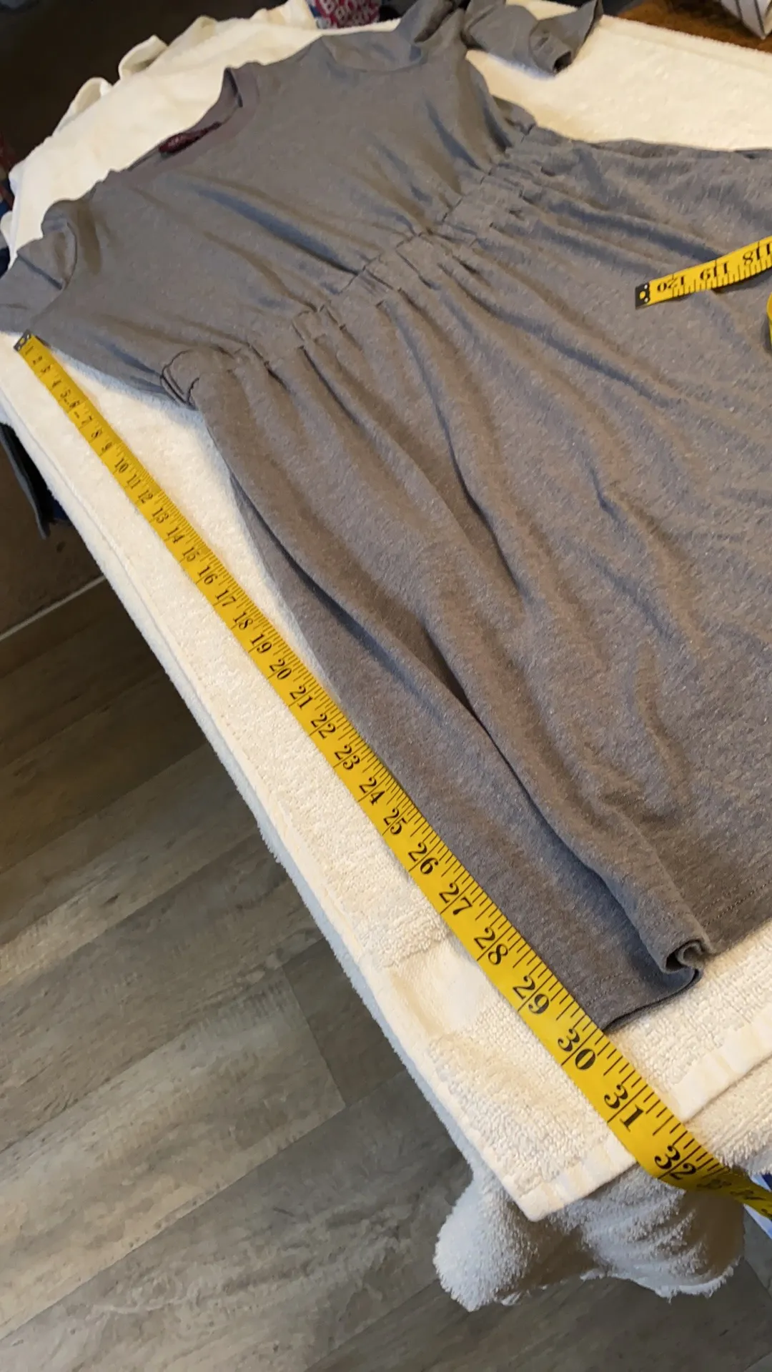 dress pullover with elastic waist size medium - Image 6