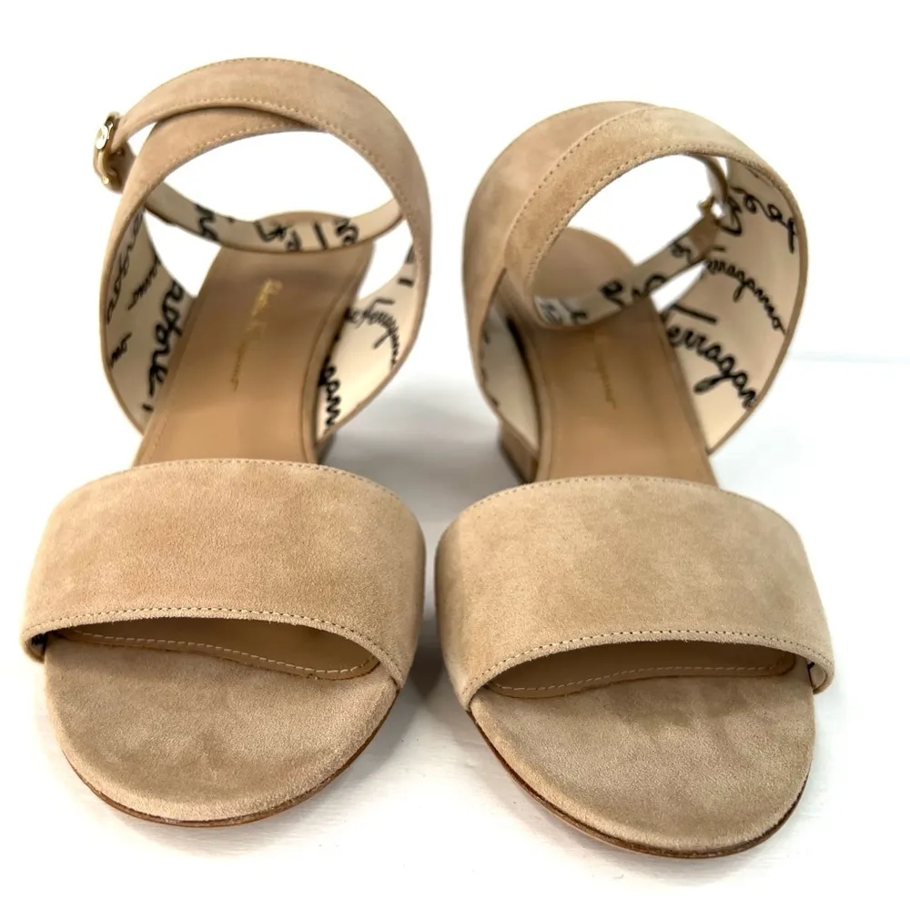 SALVATORE FERRAGAMO SHEENA SUEDE ANKLE STRAP GANCINI SANDALS SIZE 9 - Image 4