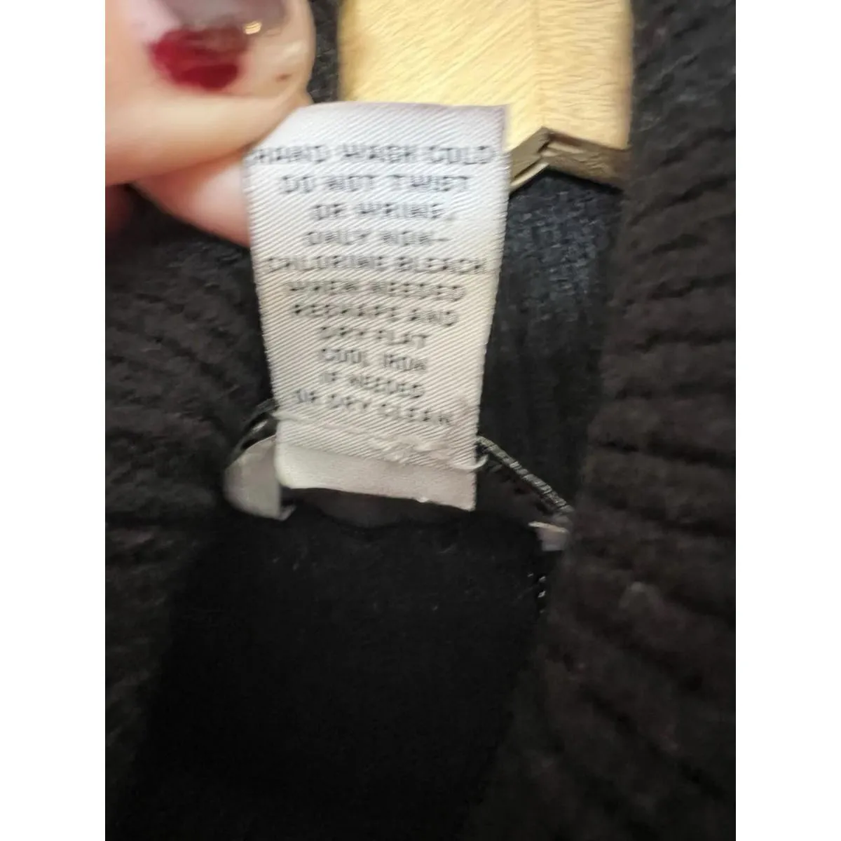 Carmen Marc Valvo Black Sleeveless Cowl Neck Knit Sweater Vest Women’s L - Image 8