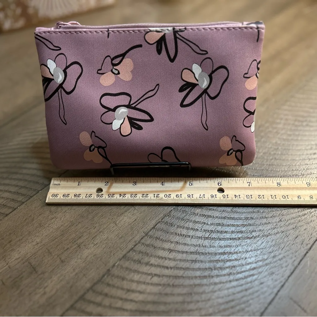 Ipsy Lavender Floral Cosmetic Pouch - Image 3