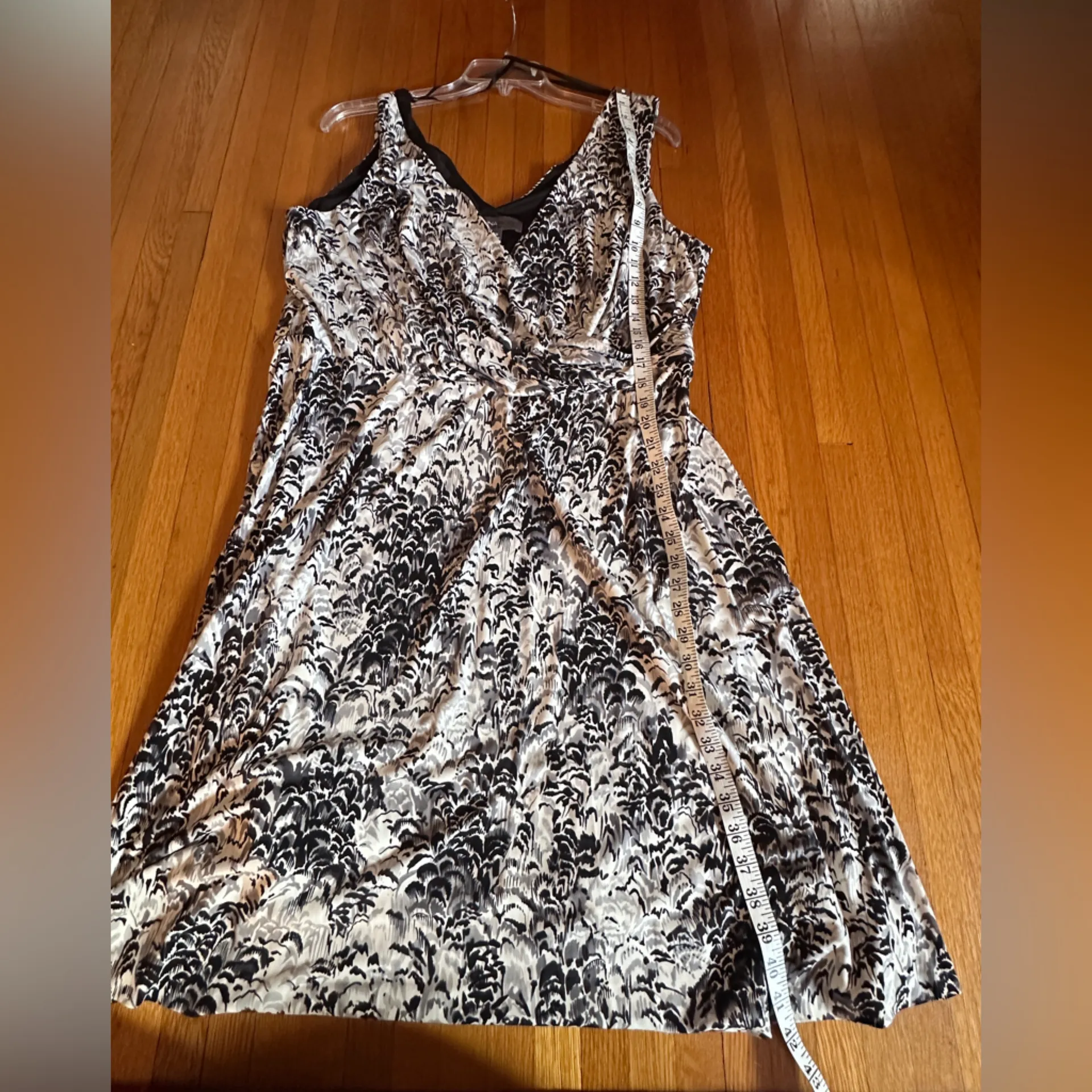 Donna Ricco Black and White Watercolor V-Neck Sleeveless Dress, Size 18W, NWOT - Image 2