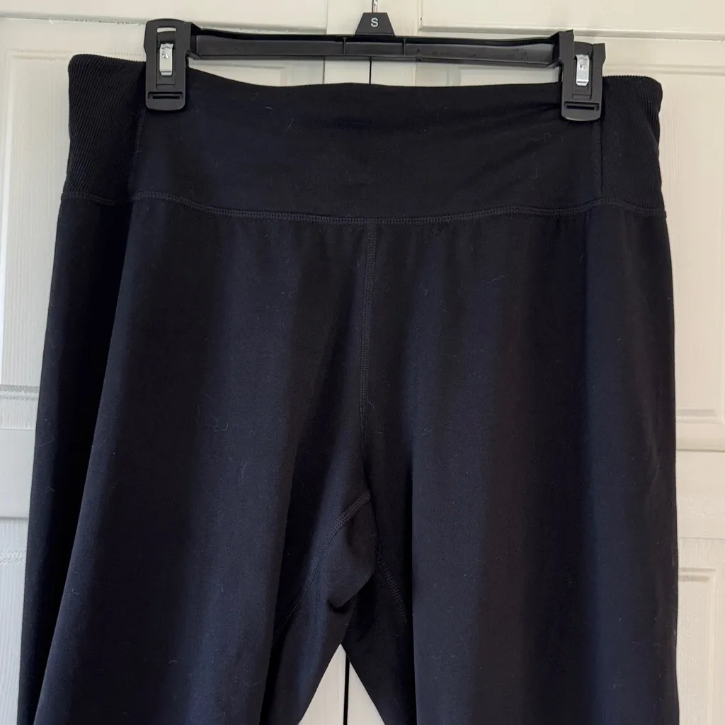 Athleta Women's Black Joggers - Image 3