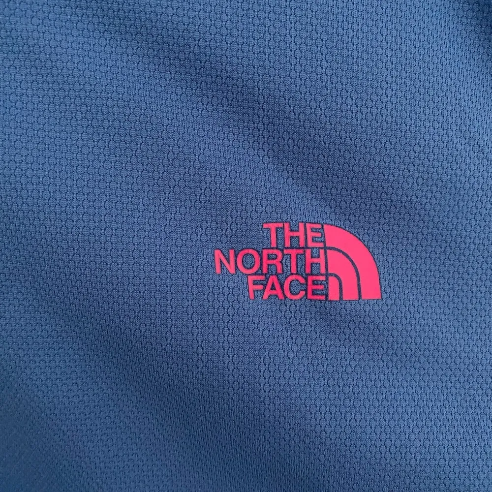 Women’s The North Face Blue Short Sleeve Athletic T-Shirt Size XL - Image 3