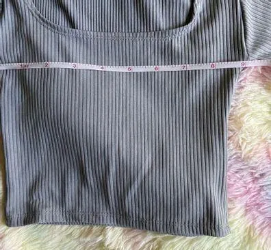 NWOT Square Neck Ribbed Gray Crop Tee Size XS - Image 7