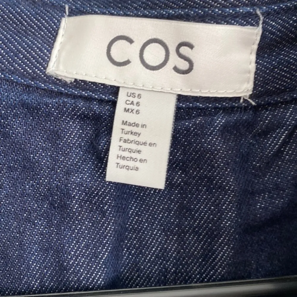 COS  Belted Denim Midi Shirt Dress in Navy, Size 6 - Image 4