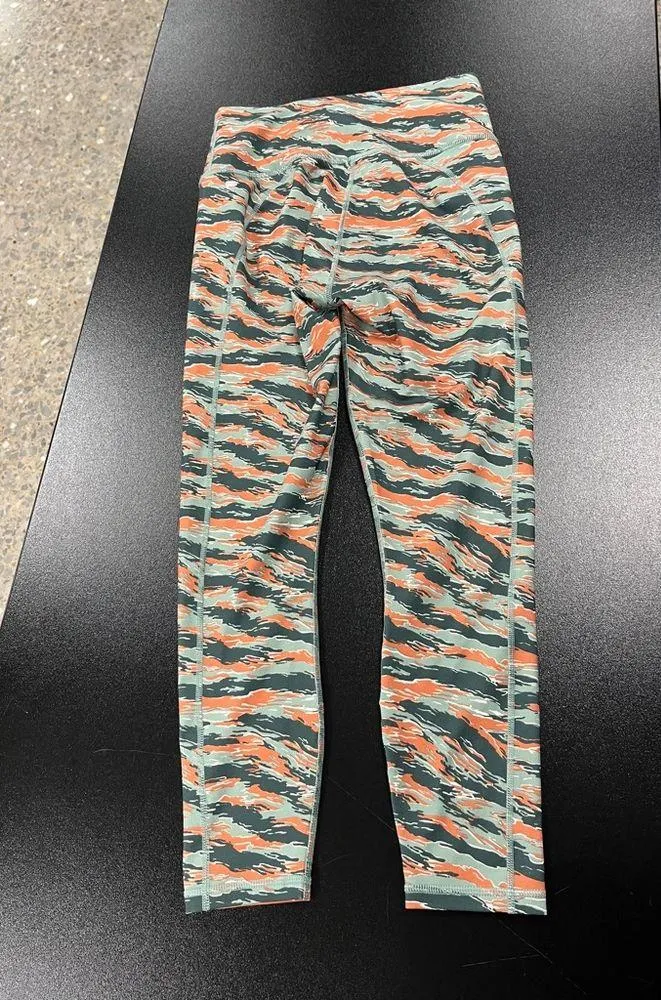 Fabletics Define PowerHold® High-Waisted 7/8 Legging Tiger Camo Print Sz S - Image 10