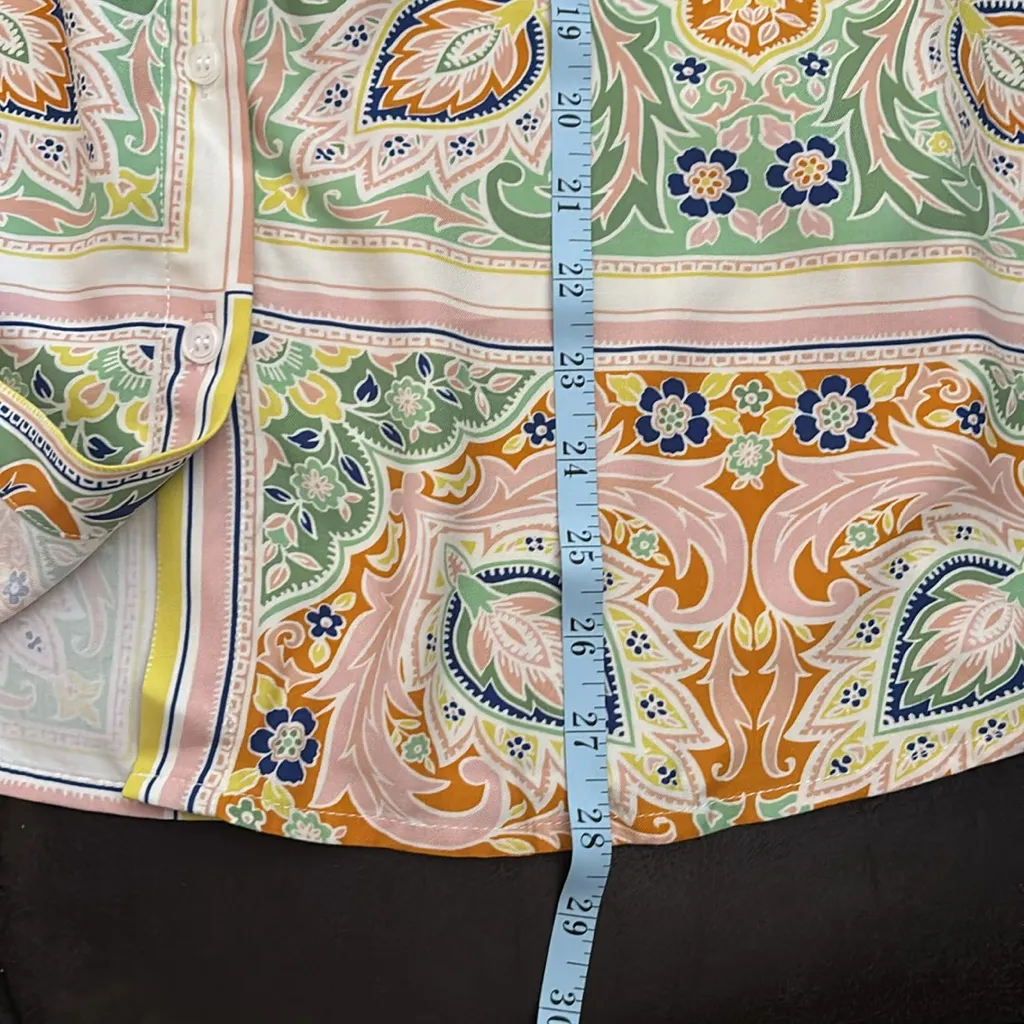 Sanctuary Cream and White Cropped Button Down Shirt - Image 10