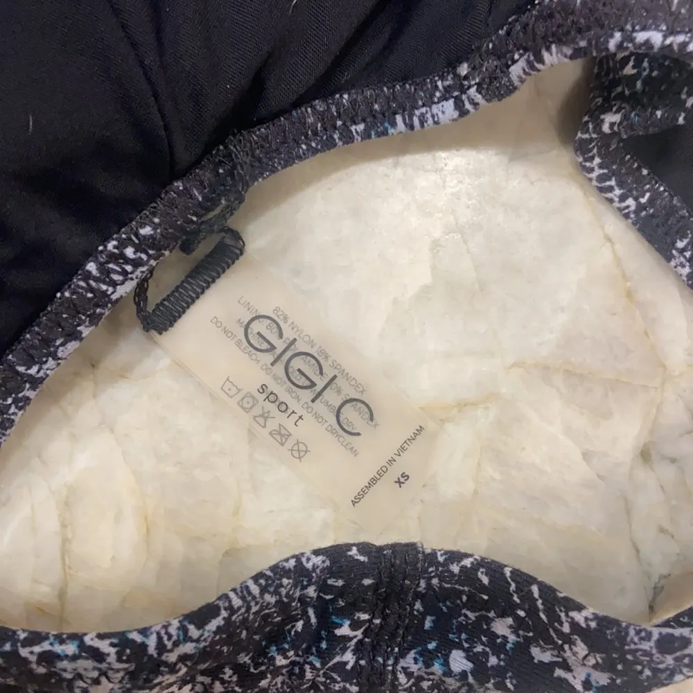 Snake print sports bra Size XS - Image 3