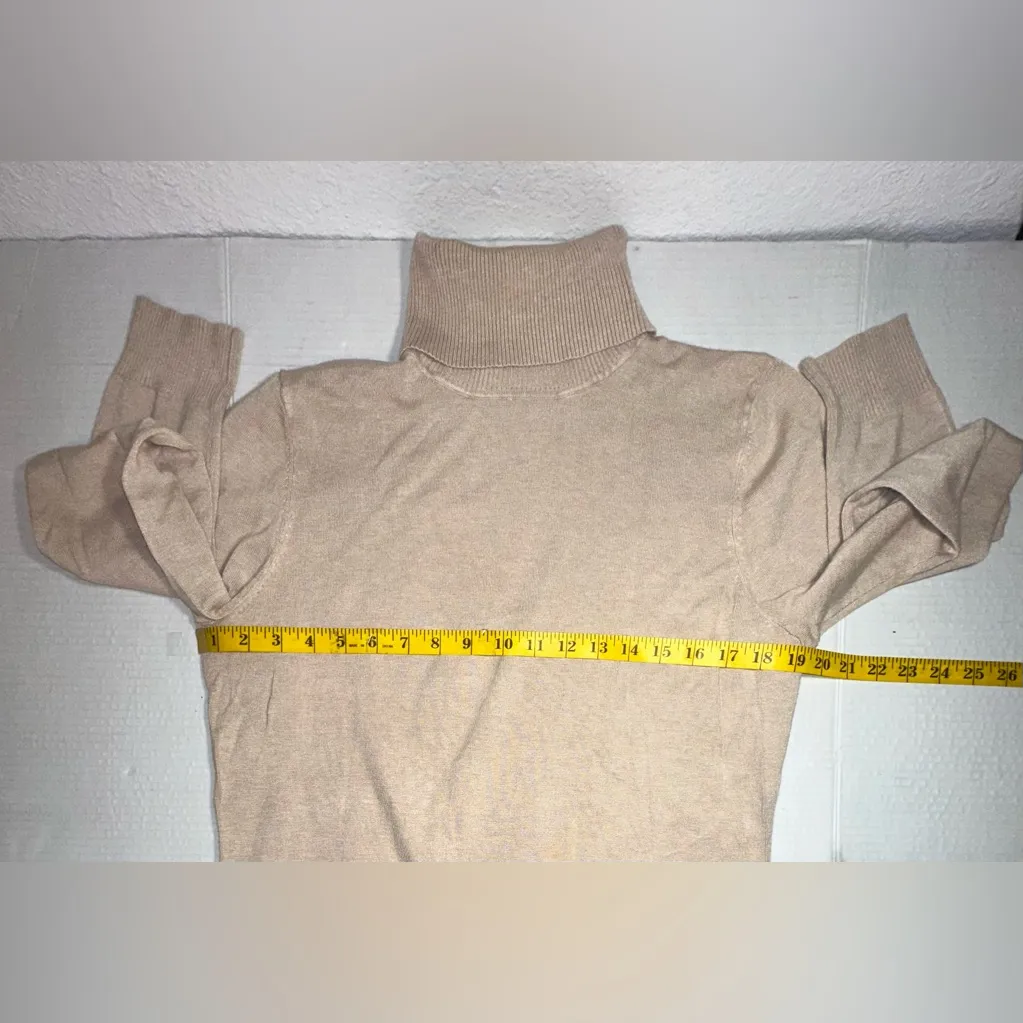 Calvin Klein Turtleneck Sweater‎ Women’s Size Large Solid Beige Logo Classic Tan - Image 5