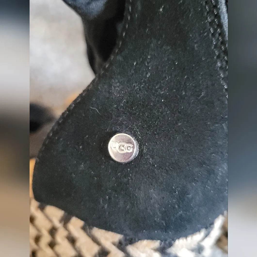 UGG Yarrow Black espadrille Wedge Sandals size 8 - Image 6