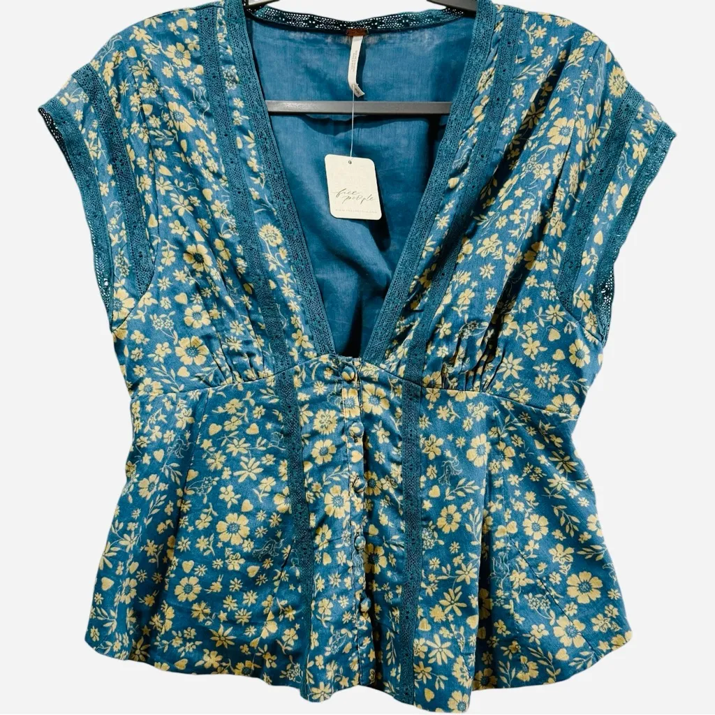 NWT Free People Landy Top / Garden Floral Teal Blue Flutter Sleeve Lace Detail S - Image 3