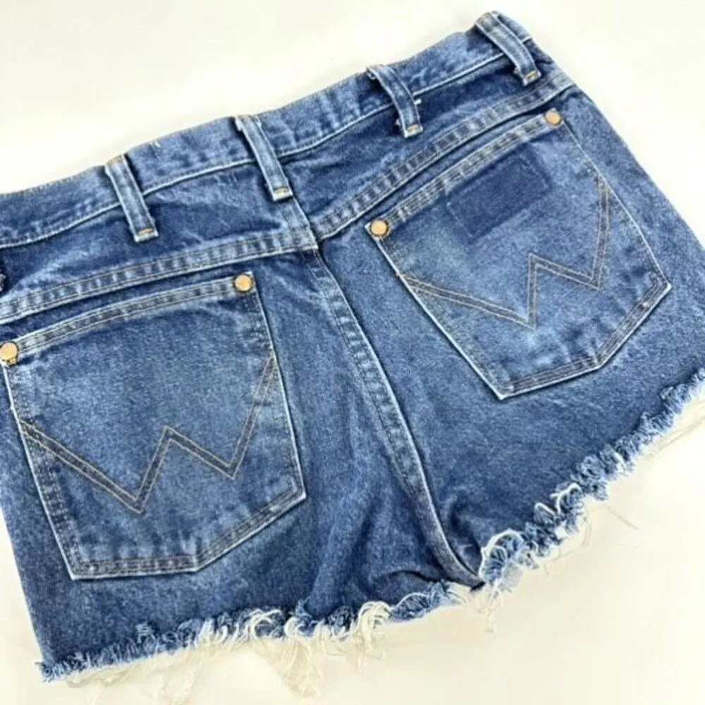 Furst of a Kind Womens Vintage Ripped Distressed Cut-Off Jean Shorts Blue Size 8 - Image 4