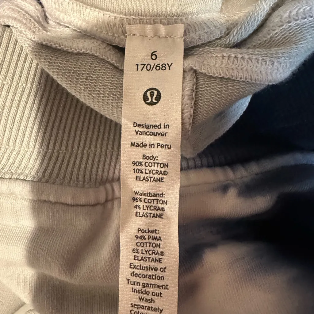 Lululemon sweatpants tie dye blue grey white size 6 - Image 3