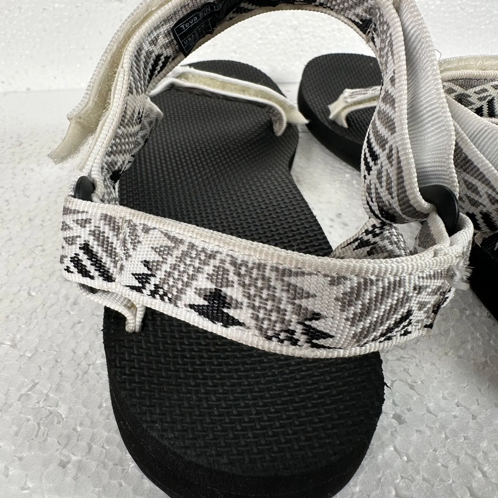 Teva Original Universal Sandals Women's 10 Black/White Strappy Comfort Outdoors - Image 5