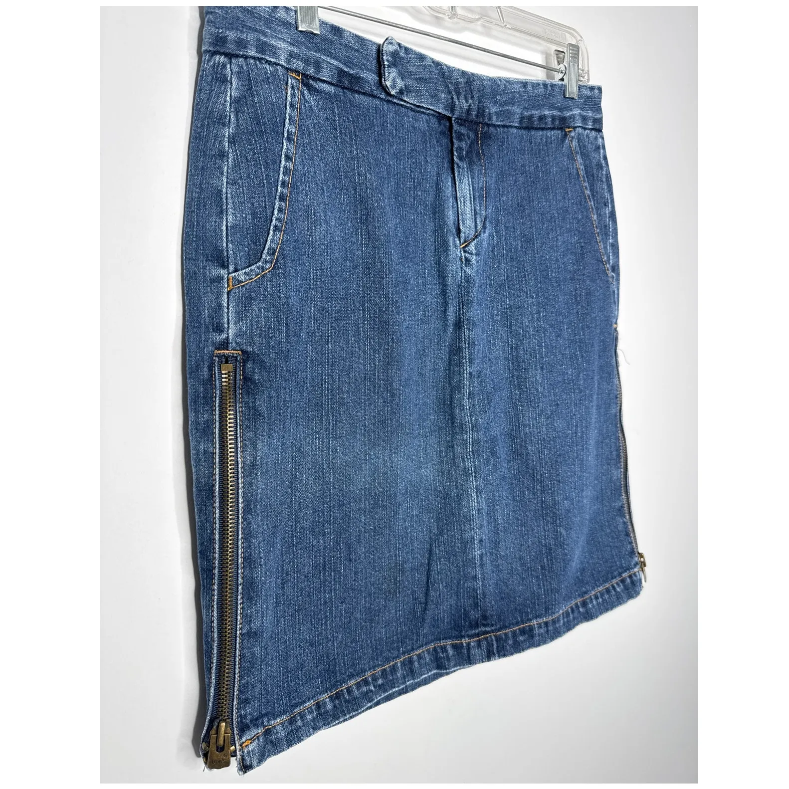 Vintage Levi’s Denim Skirt Superlow Made in USA Y2K zipper slit sides waist 33" - Image 2