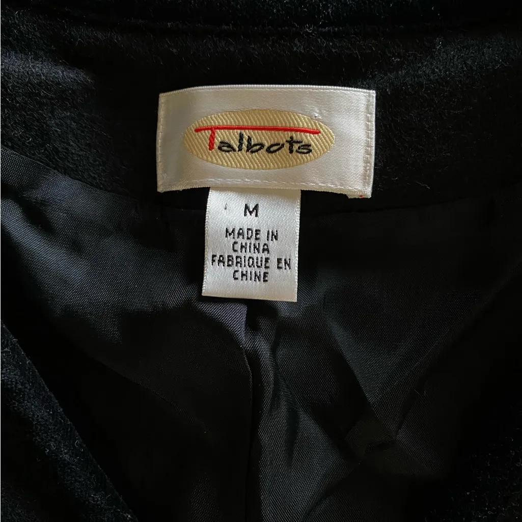 Wool Embroidered Christmas Vest‎ - Image 2