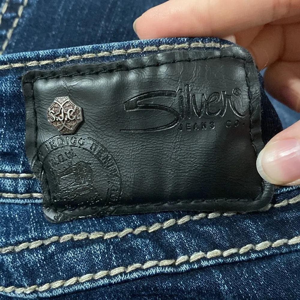 Silver Jeans Suki bootcut fluid denim low rise contrast stitch jeans size 27 - Image 12