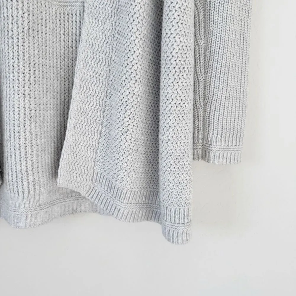 NEW Old Navy Long Cardigan in Light Heather Grey Size L - Image 4