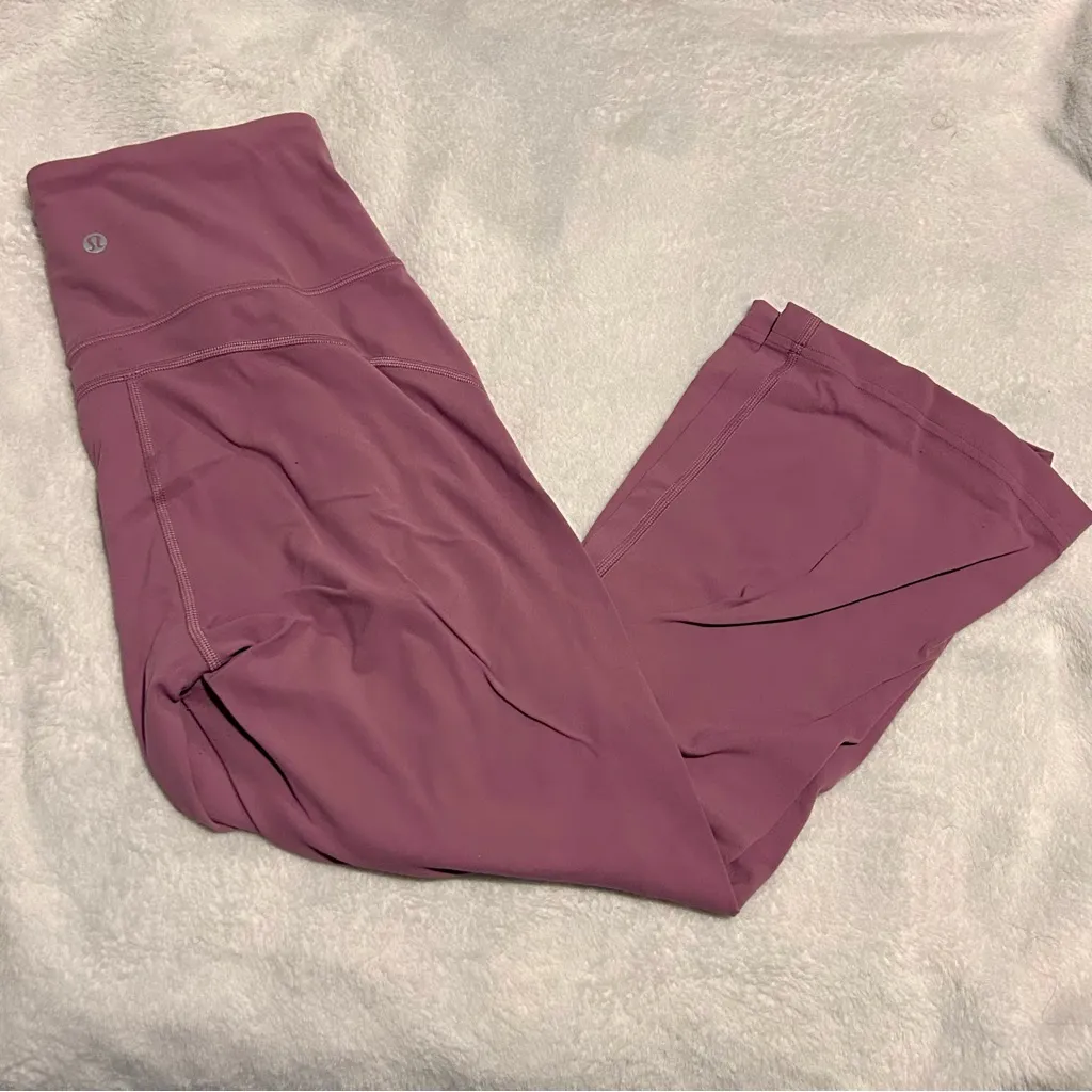 Lululemon Groove Super-High-Rise Crop 23" *Nulu | Size: 8 | Velvet Dust - Image 4