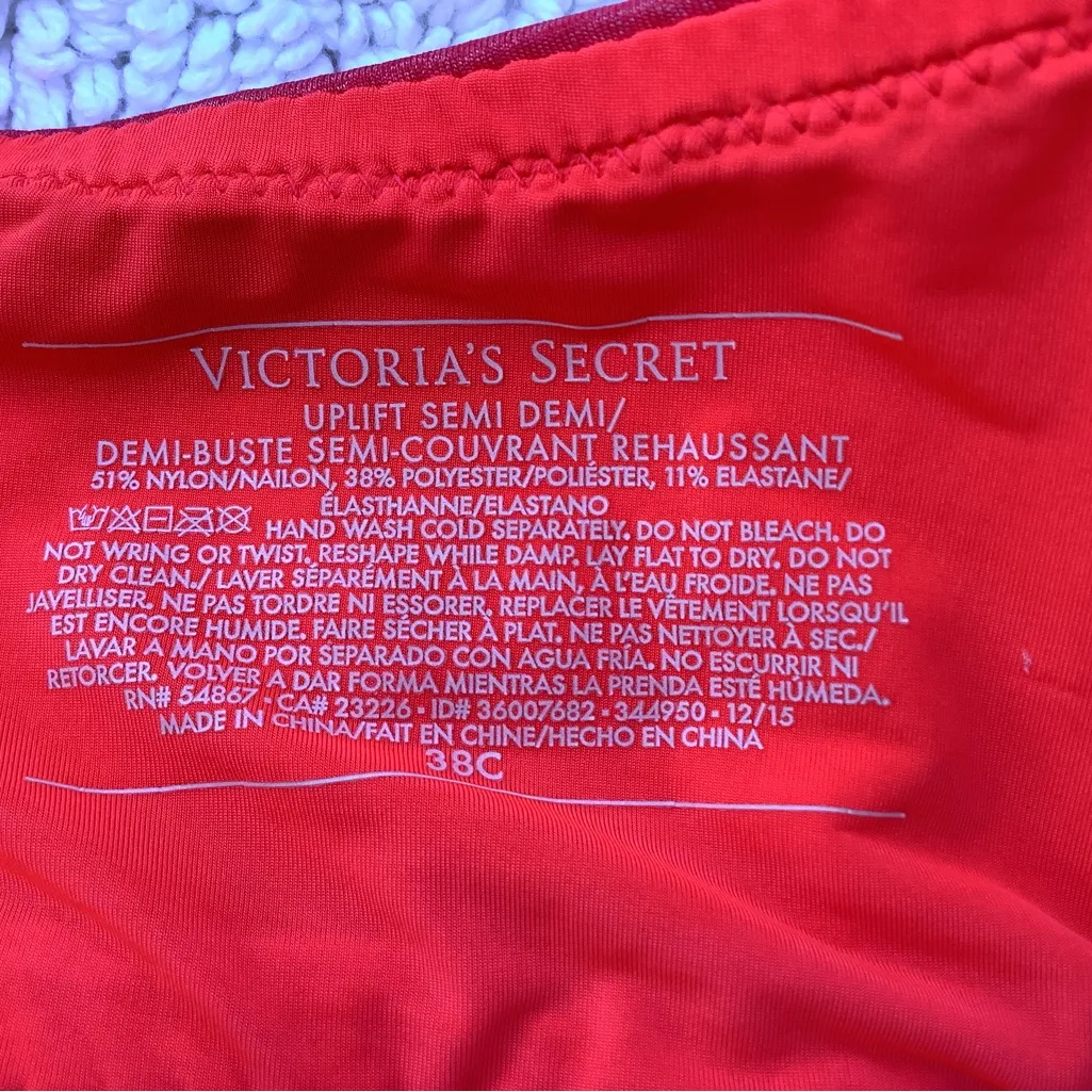 VS bras - GREAT cond 🖤🤍❤️ - Image 10