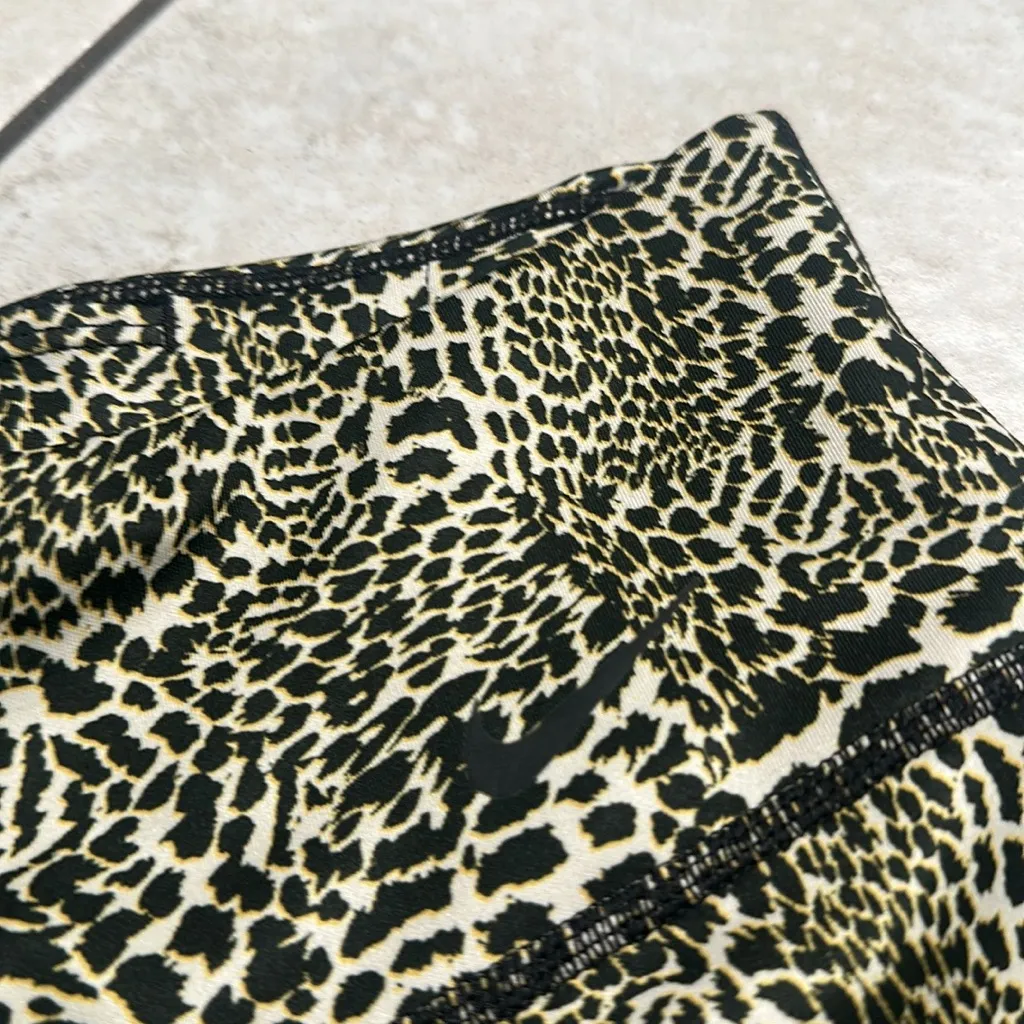 Nike One Sculpt Tight‎ Leggings In Leopard Print-multi - Image 4
