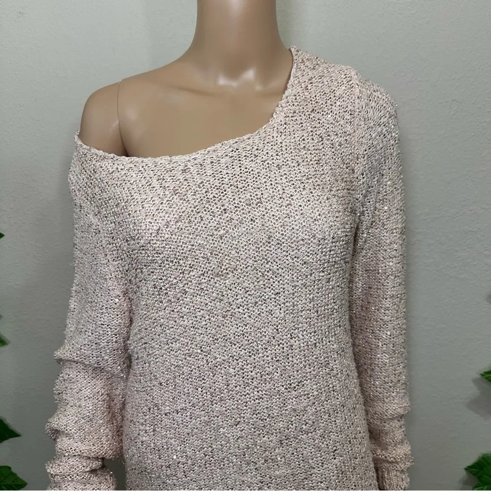 Pink Metallic Gold asymmetric Sweater Size undefined - Image 2