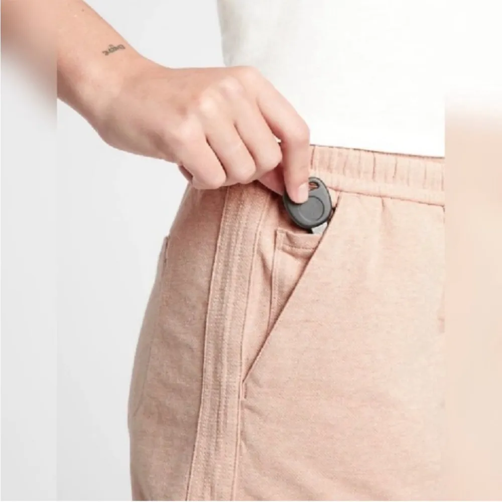 Athleta Women’s Farallon Heathered Shorts - Image 4