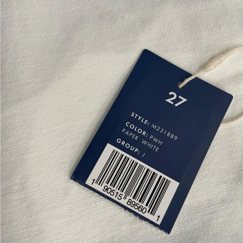 Nic + Zoe NZ Denim Mid Rise 5” Jean Short Paper White Women’s Sz 27 - Image 7