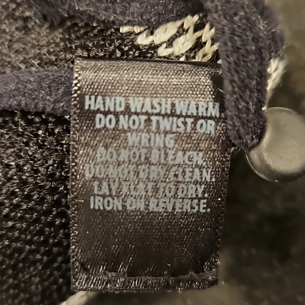 💕ST JOHN💕 Icon Knit Face Mask ~ Black & White Logo Print NWT - Image 4